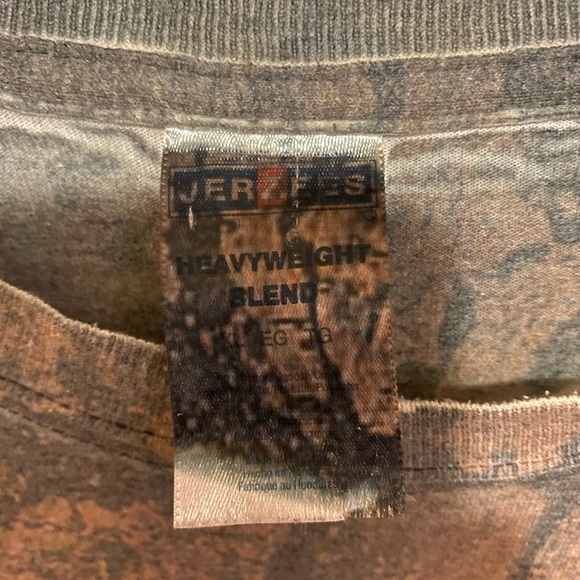 Vintage AOP Tee shirt - Picture 3 of 3